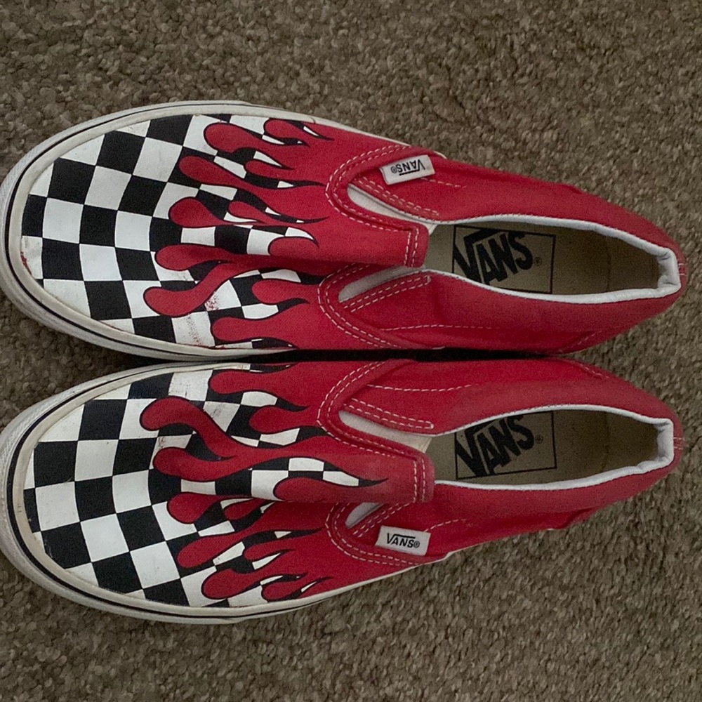 Checkered flamee vans!